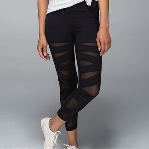 Lululemon crops with sheer accent! EUC! Worn once!
